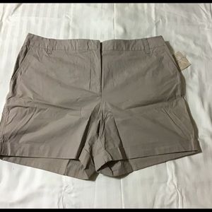 Covington Beige Sporty Short